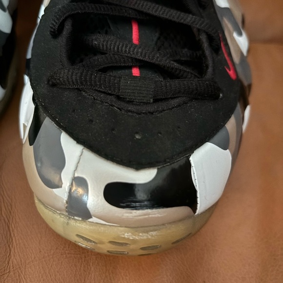 Nike Foamposite Fighter Jet - Picture 3 of 5